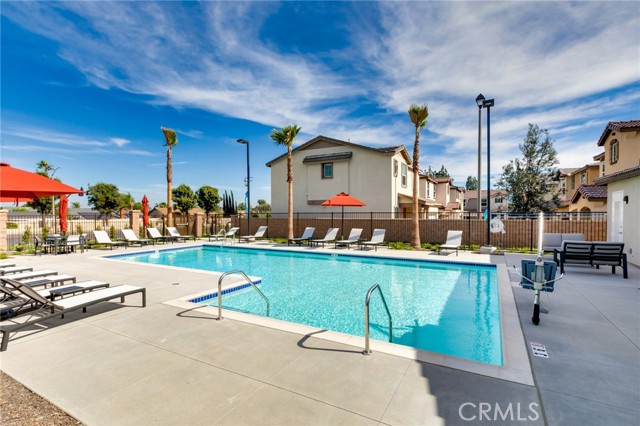Detail Gallery Image 22 of 27 For 2823 Schmidt Privado, Ontario,  CA 91761 - 3 Beds | 2/1 Baths