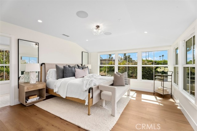 Detail Gallery Image 20 of 48 For 307 Emerald Bay, Laguna Beach,  CA 92651 - 5 Beds | 4/1 Baths