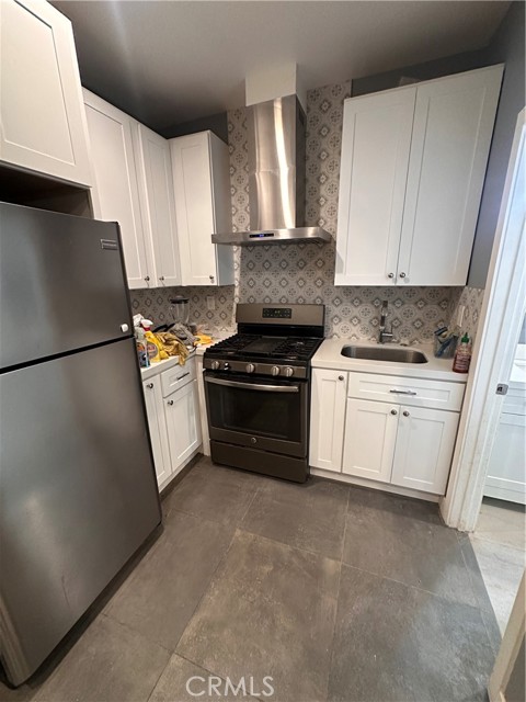 Detail Gallery Image 5 of 7 For 8963 Mercedes, Arleta,  CA 91331 - 0 Beds | 1 Baths