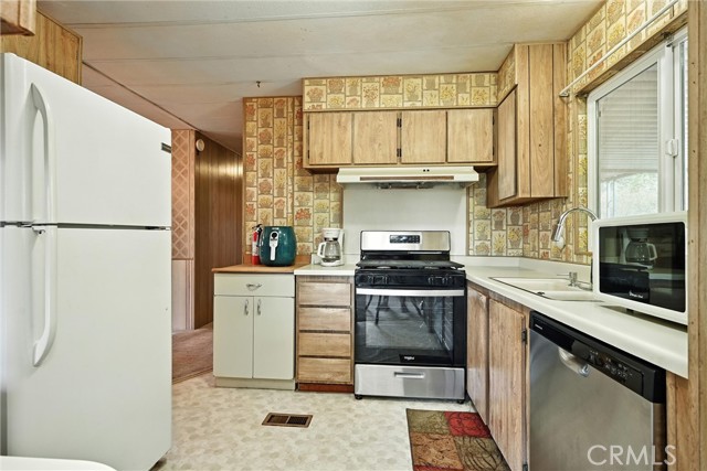 Detail Gallery Image 7 of 31 For 20110 Jerusalem Grade, Lower Lake,  CA 95457 - 2 Beds | 2 Baths