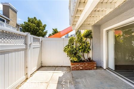 61 Dogwood Lane, Aliso Viejo CA: https://media.crmls.org/medias/b85ab22b-f448-43ea-9c09-80872cfe2ca1.jpg