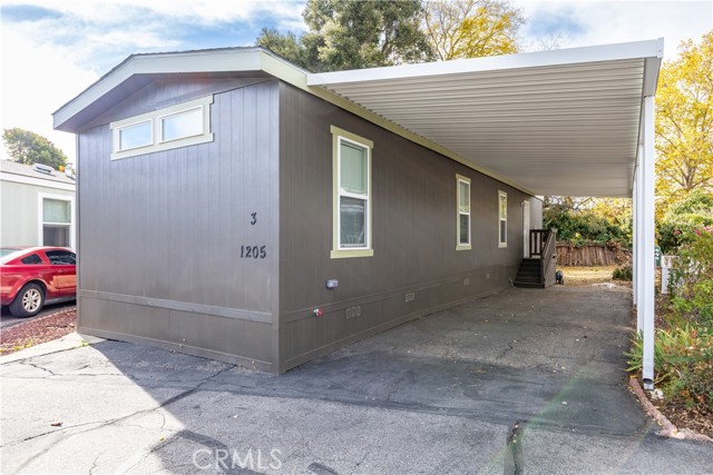 Detail Gallery Image 2 of 26 For 1205 Camino Del Roble #3,  Atascadero,  CA 93422 - 2 Beds | 2 Baths