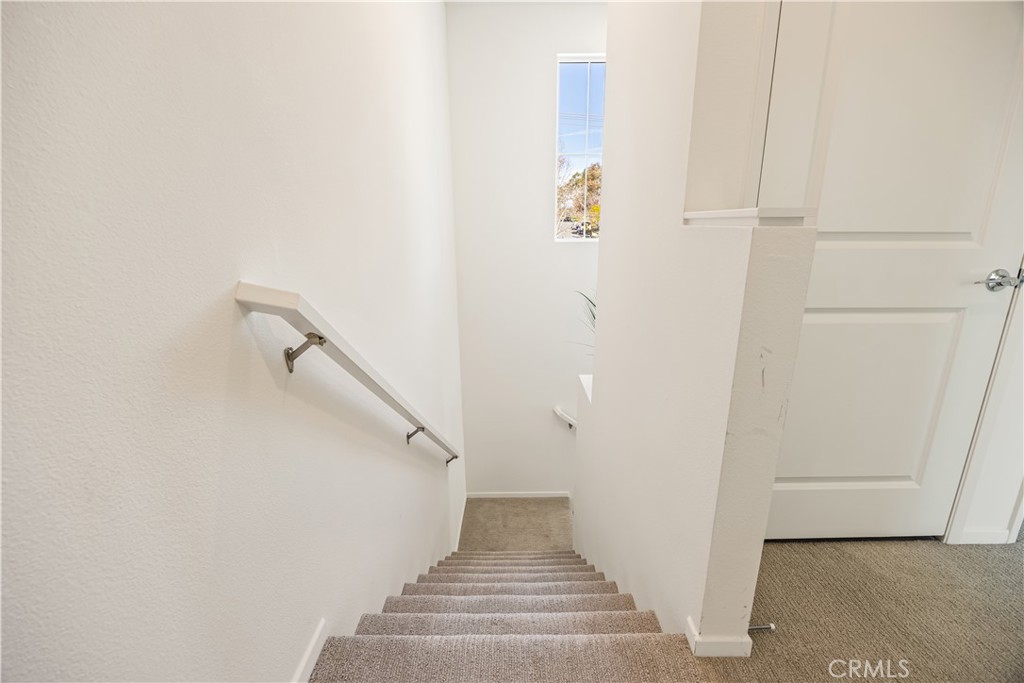 468 Carina Glen - photo 15