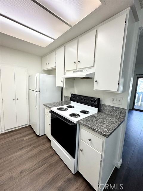 Detail Gallery Image 7 of 24 For 960 E Bonita Ave #108,  Pomona,  CA 91767 - 1 Beds | 1 Baths