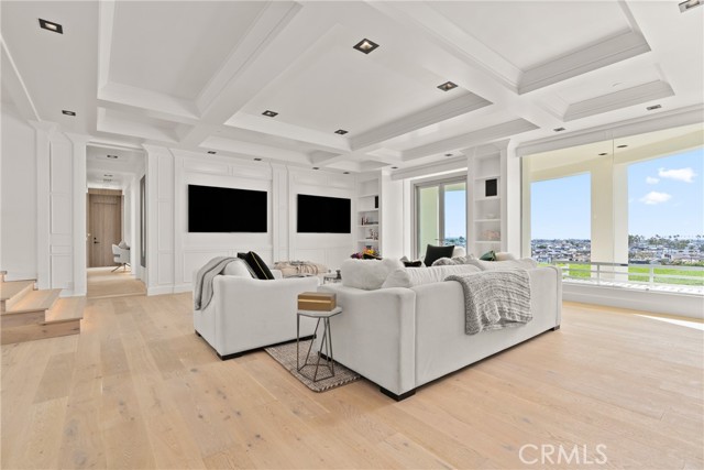 Detail Gallery Image 59 of 70 For 1409 Dolphin Terrace, Corona Del Mar,  CA 92625 - 5 Beds | 5/2 Baths