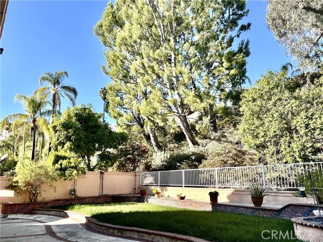 Detail Gallery Image 37 of 53 For 1000 Calle Allegre, Glendale,  CA 91208 - 4 Beds | 4 Baths