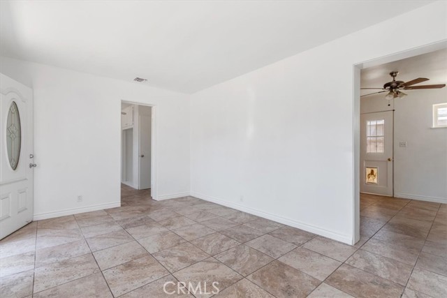18713 Vanowen Street, Reseda CA: https://media.crmls.org/medias/b85e7be7-7fd5-44ea-baf9-fe45e07a730f.jpg
