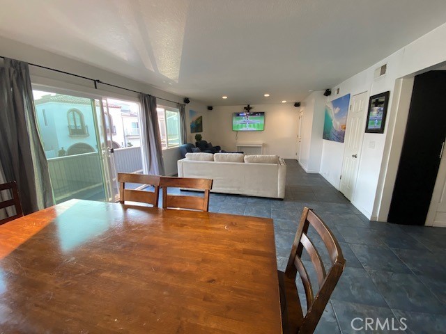 4704 Seashore Drive, Newport Beach CA: https://media.crmls.org/medias/b85ea085-d18e-4089-b5a3-199b6464dd84.jpg