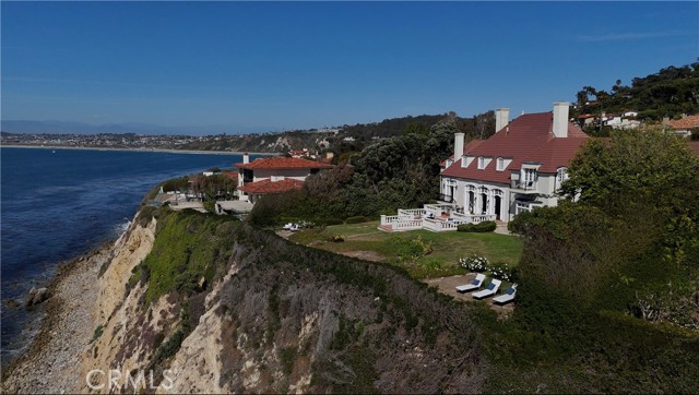 Detail Gallery Image 2 of 63 For 605 Paseo Del Mar, Palos Verdes Estates,  CA 90274 - 6 Beds | 7/2 Baths