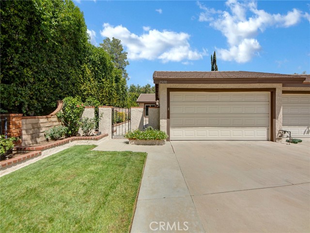 Detail Gallery Image 2 of 30 For 25690 Neblina Ct, Valencia,  CA 91355 - 2 Beds | 2 Baths