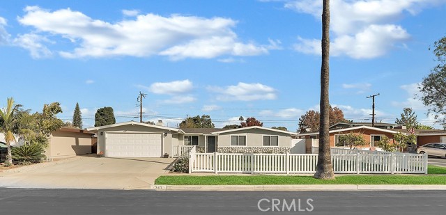 Image 2 for 240 Wake Forest Rd, Costa Mesa, CA 92626