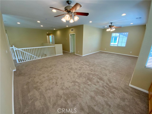 Detail Gallery Image 11 of 38 For 33921 Verbena Ave, Murrieta,  CA 92563 - 5 Beds | 3/1 Baths
