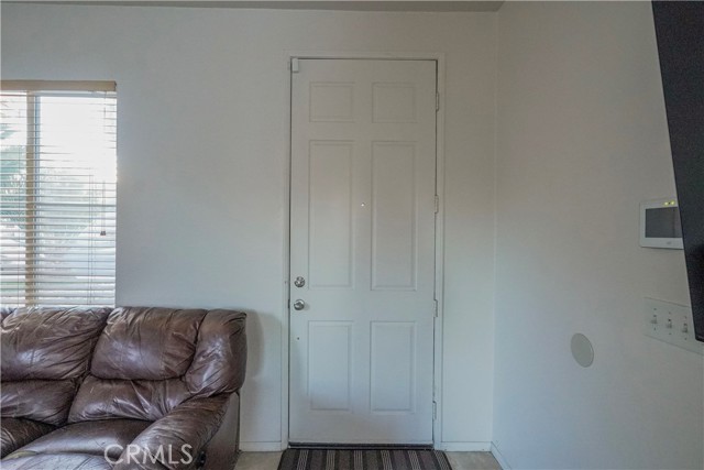 Detail Gallery Image 7 of 48 For 15133 Pasture, Victorville,  CA 92394 - 4 Beds | 2/1 Baths