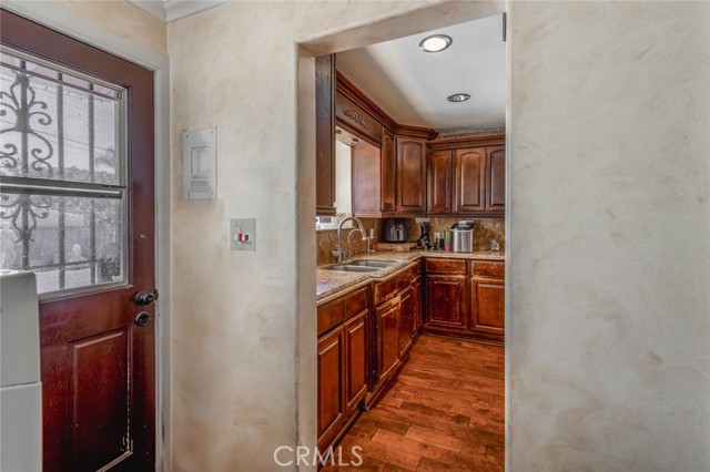 Detail Gallery Image 10 of 30 For 8266 Fontana St, Downey,  CA 90241 - 2 Beds | 1 Baths