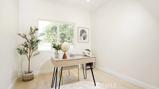 17698 Locust Street, Fountain Valley CA: https://media.crmls.org/medias/b863c4cd-59aa-431d-845d-edb8185ab8a6.jpg