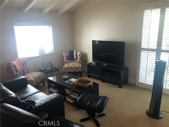 Detail Gallery Image 9 of 17 For 406 .5 Heliotrope Ave #B,  Corona Del Mar,  CA 92625 - 2 Beds | 2 Baths