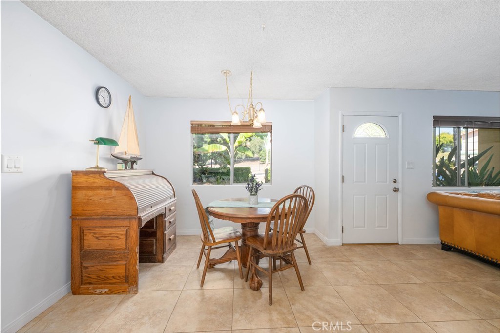 MLS #SW25171280 img 5