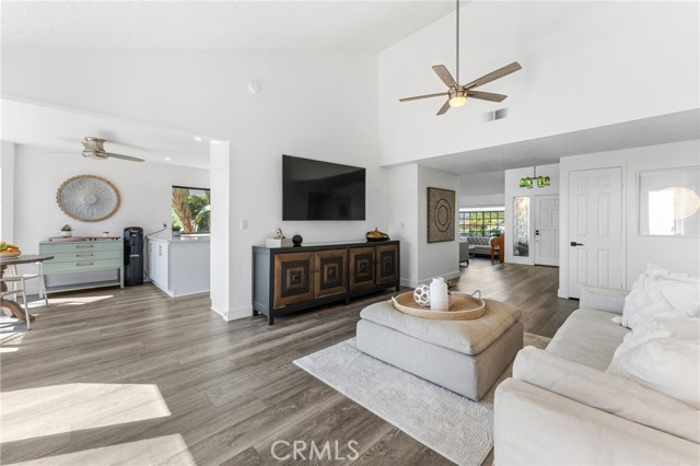 Detail Gallery Image 12 of 46 For 3009 Calle Juarez, San Clemente,  CA 92673 - 3 Beds | 2 Baths