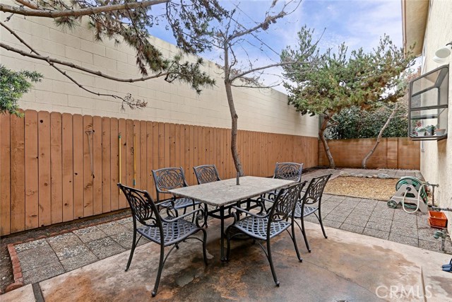 2218 Gates Avenue, Redondo Beach, California 90278, 4 Bedrooms Bedrooms, ,2 BathroomsBathrooms,Residential,Sold,Gates,SB17034339