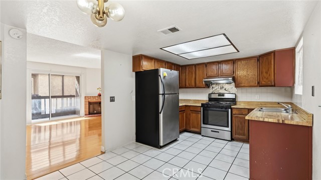 1580 Potrero Grande,unit C photo 7