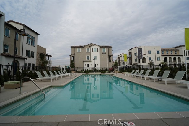 Detail Gallery Image 10 of 12 For 16133 Spicebush Ln, Chino,  CA 91710 - 3 Beds | 2/1 Baths