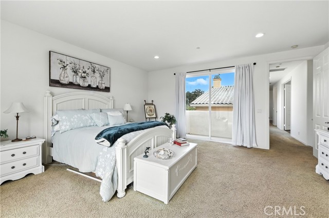 4931 Shoreline Way, Oxnard CA: https://media.crmls.org/medias/b866c712-aa6d-4bb7-86ee-3d7b6a3f3f85.jpg