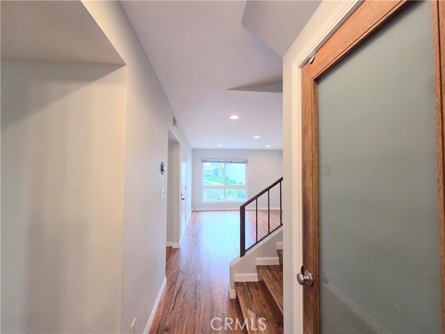 Detail Gallery Image 15 of 34 For 3701 Country Club Dr #3,  Long Beach,  CA 90807 - 2 Beds | 1/1 Baths