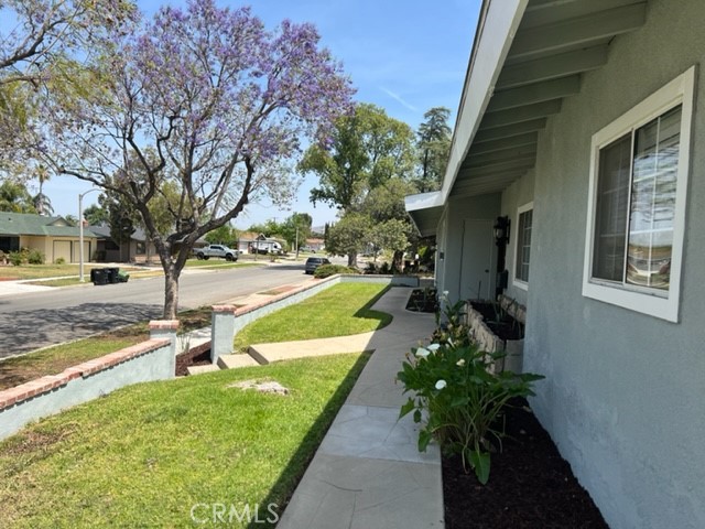 Image 2 for 302 E Francis St, Corona, CA 92879