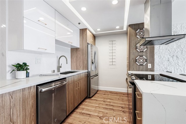 615 Esplanade, Redondo Beach, California 90277, 1 Bedroom Bedrooms, ,1 BathroomBathrooms,Residential,For Sale,Esplanade,SB25238600