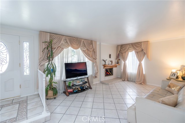 2656 Greenbriar Pl, West Covina, CA 91792