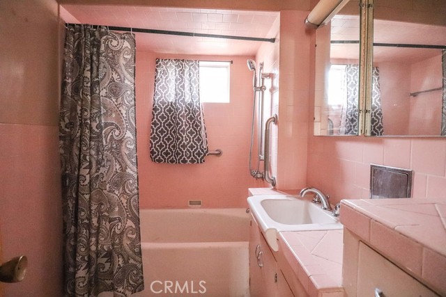 Detail Gallery Image 14 of 28 For 1719 Collins St, Needles,  CA 92363 - 3 Beds | 2/1 Baths