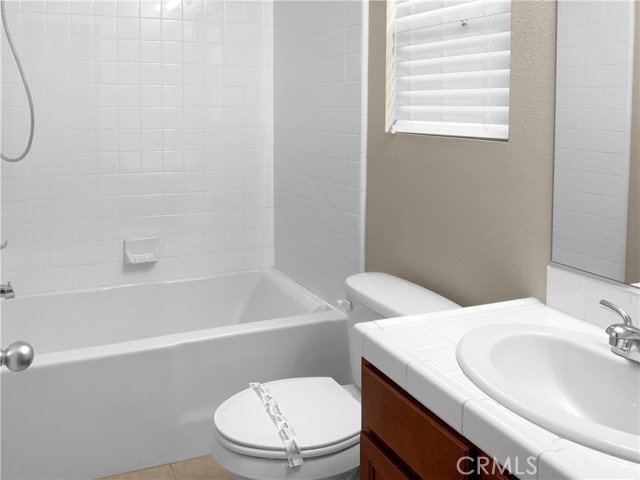 Detail Gallery Image 15 of 21 For 17122 Broken Rock Ct, Riverside,  CA 92503 - 4 Beds | 3/1 Baths