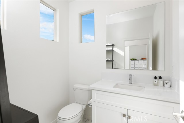 Detail Gallery Image 17 of 40 For 107 Terrapin, Irvine,  CA 92618 - 3 Beds | 2/1 Baths