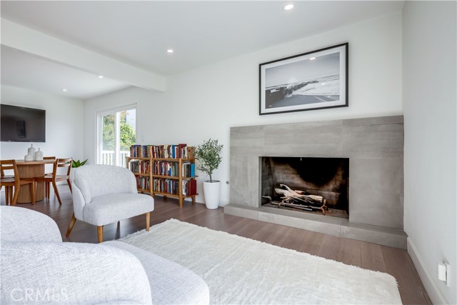 605 E Avenida San Juan, San Clemente CA: https://media.crmls.org/medias/b868e851-fd25-482b-9b98-037873a7d3fe.jpg