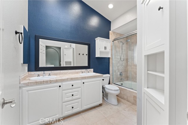 Detail Gallery Image 24 of 38 For 4700 Warner Avenue #112,  Huntington Beach,  CA 92649 - 3 Beds | 2/1 Baths