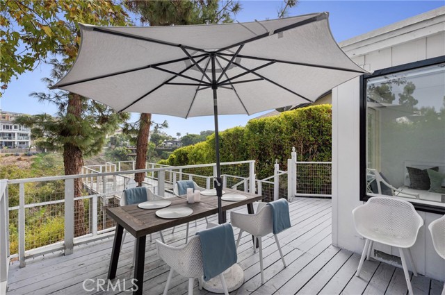 Detail Gallery Image 13 of 25 For 550 Hazel, Corona Del Mar,  CA 92625 - 2 Beds | 1/1 Baths