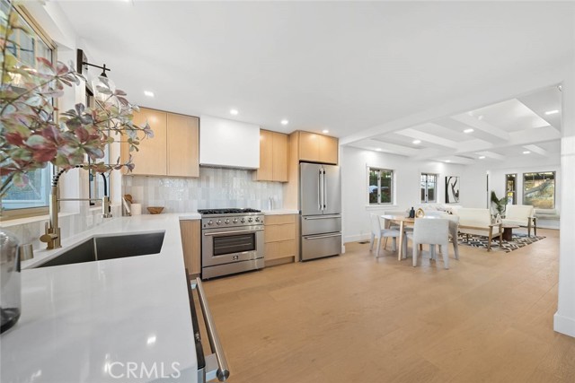 Detail Gallery Image 9 of 22 For 1810 32nd St, San Diego,  CA 92102 - 4 Beds | 3 Baths