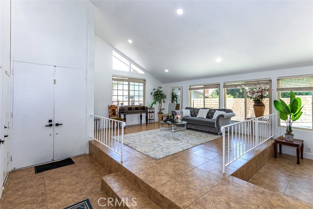 Detail Gallery Image 5 of 66 For 1250 Kinglake Dr, Diamond Bar,  CA 91789 - 4 Beds | 3 Baths