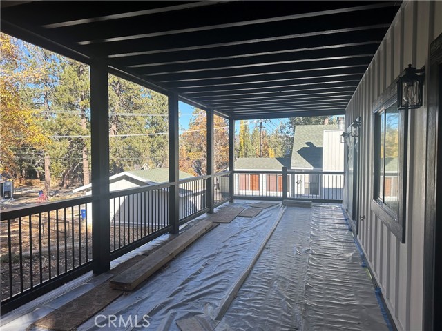 Detail Gallery Image 12 of 14 For 556 Lucerne Dr, Big Bear Lake,  CA 92315 - 5 Beds | 3/1 Baths