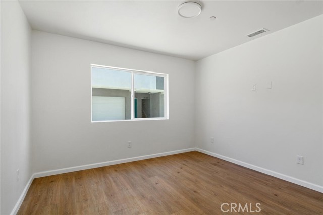 2636 Virginia Road, Los Angeles CA: https://media.crmls.org/medias/b86b1dd9-3c2a-406e-8e25-d9983443ce8c.jpg