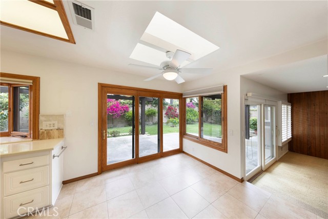 Detail Gallery Image 10 of 25 For 8851 Satterfield, Huntington Beach,  CA 92646 - 4 Beds | 3 Baths