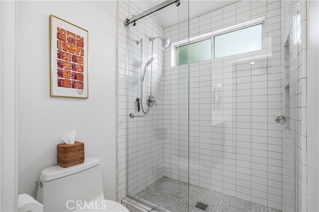 Image 16 of 38 For 26352 Ivrea  