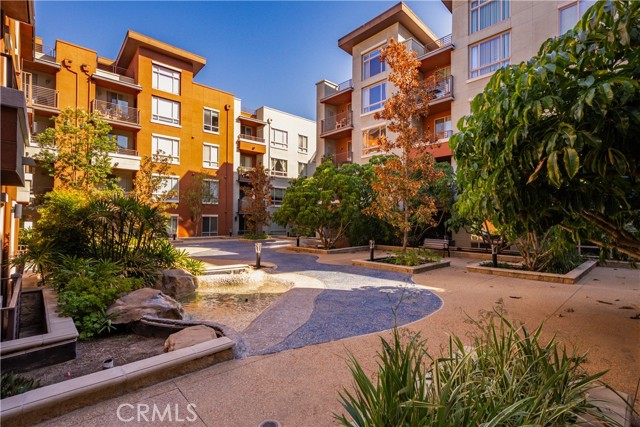 100 South Alameda Street, 364 photo 19
