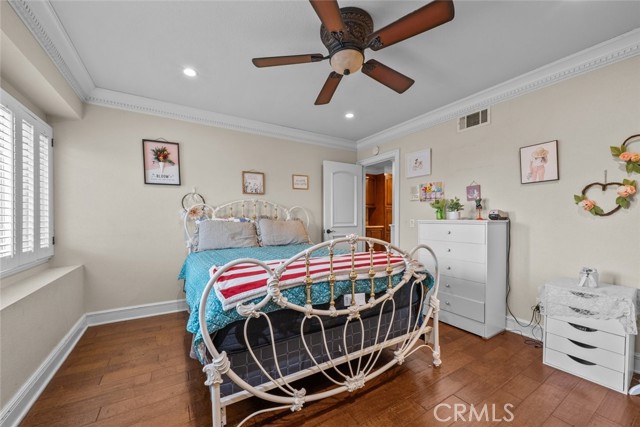 Detail Gallery Image 32 of 47 For 11101 Eton Ave, Chatsworth,  CA 91311 - 4 Beds | 3 Baths