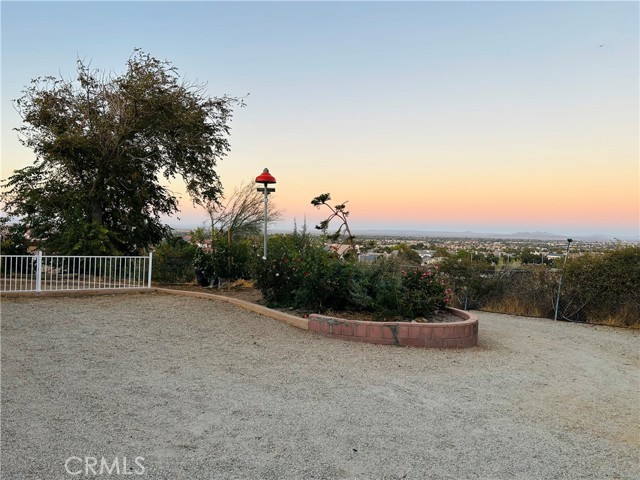 Detail Gallery Image 31 of 42 For 36326 32nd St, Palmdale,  CA 93550 - 4 Beds | 3 Baths