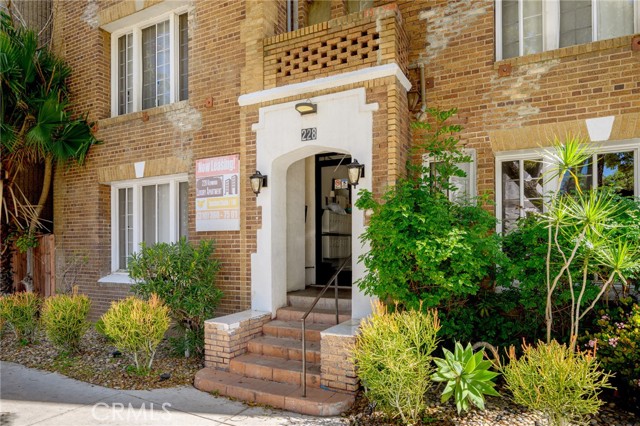 Detail Gallery Image 2 of 11 For 228 S Kenwood St #306,  Glendale,  CA 91205 - 1 Beds | 1 Baths