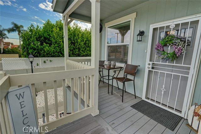 COVERED PORCH WITH TREX DECKING