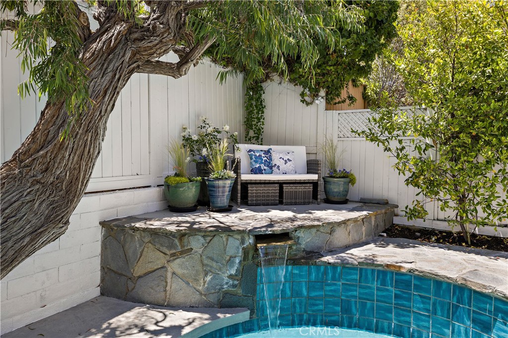 MLS #OC25155566 img 28