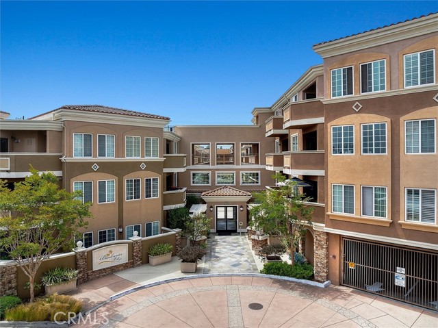 2750 Artesia Boulevard, Redondo Beach, California 90278, 2 Bedrooms Bedrooms, 0 ,2 BathroomsBathrooms,Residential,For Sale,Artesia,0,PV26103971