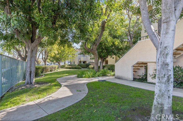 502 Charles Street, Moorpark CA: https://media.crmls.org/medias/b872b9b9-575b-43cc-87d1-aec7080af882.jpg